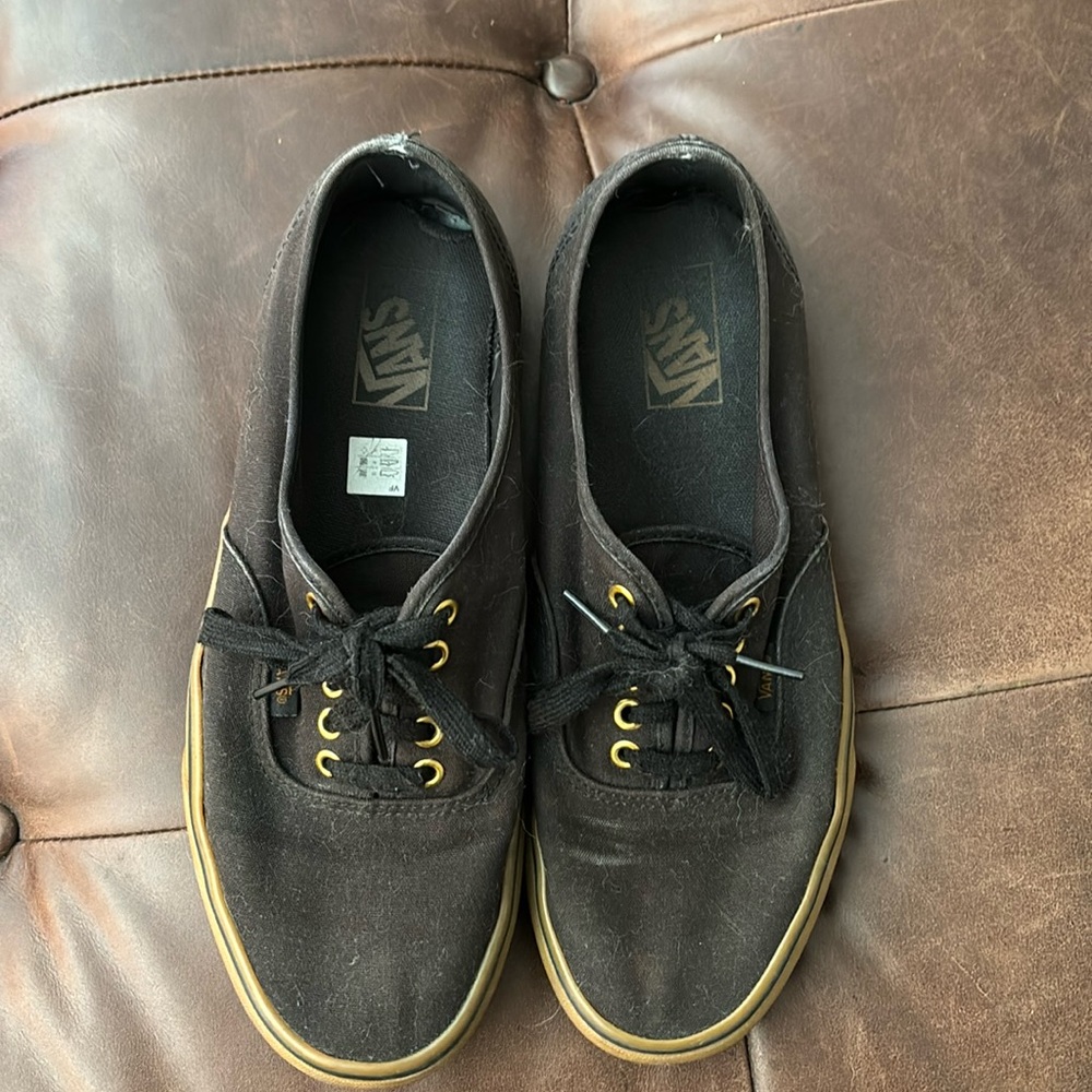 Black vans
